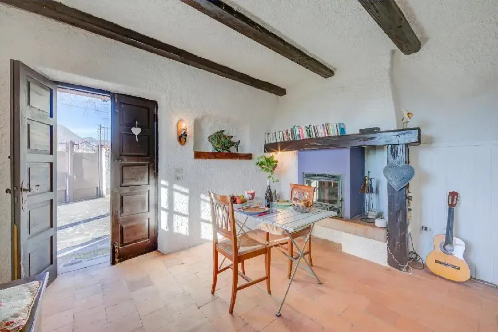 Cosy Nest - Terrace & Parking Private