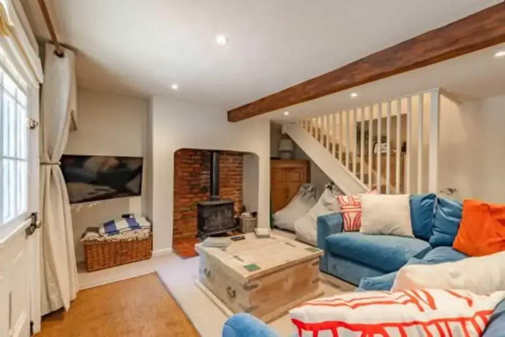 Host Stay The Old Post Office in Docking