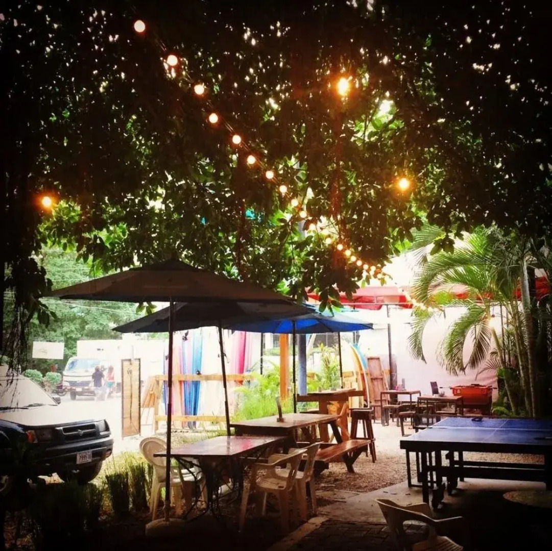 La Oveja Negra Tamarindo Hostel and Surf Camp - Adults Only