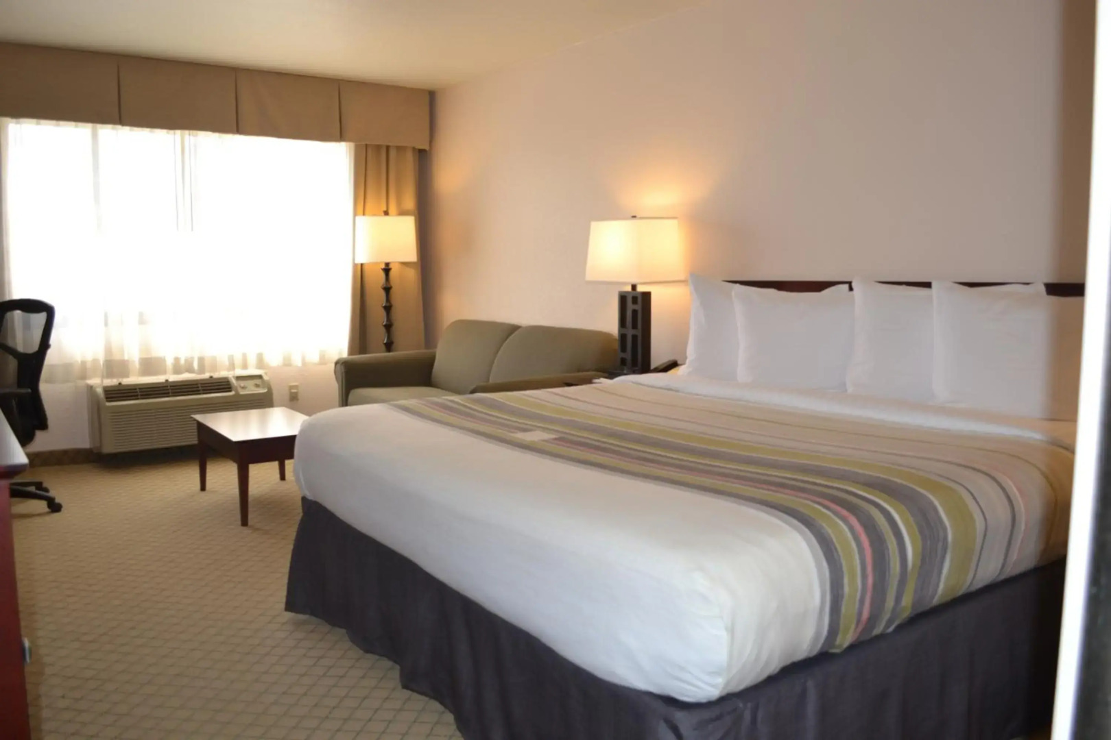 Country Inn & Suites by Radisson, Abingdon, VA