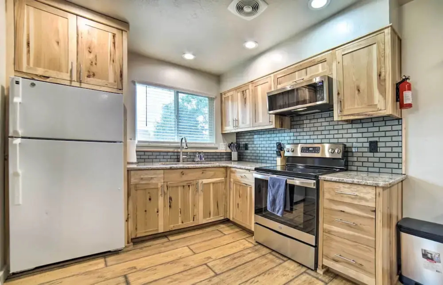 Cozy Townhome: Near Dtwn, Hospital & College!