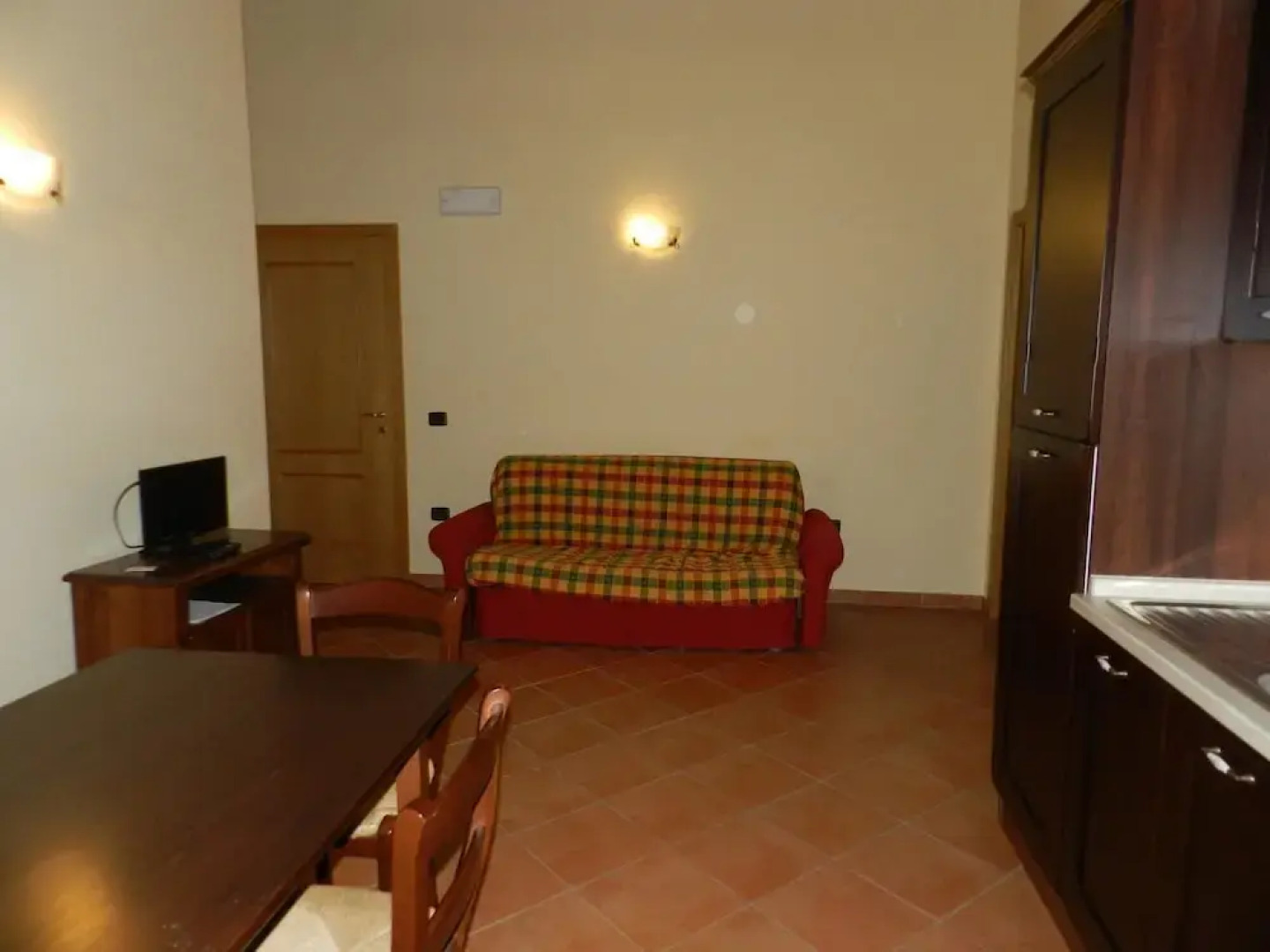 Apartment With one Bedroom in Assignano, With Private Pool, Furnished