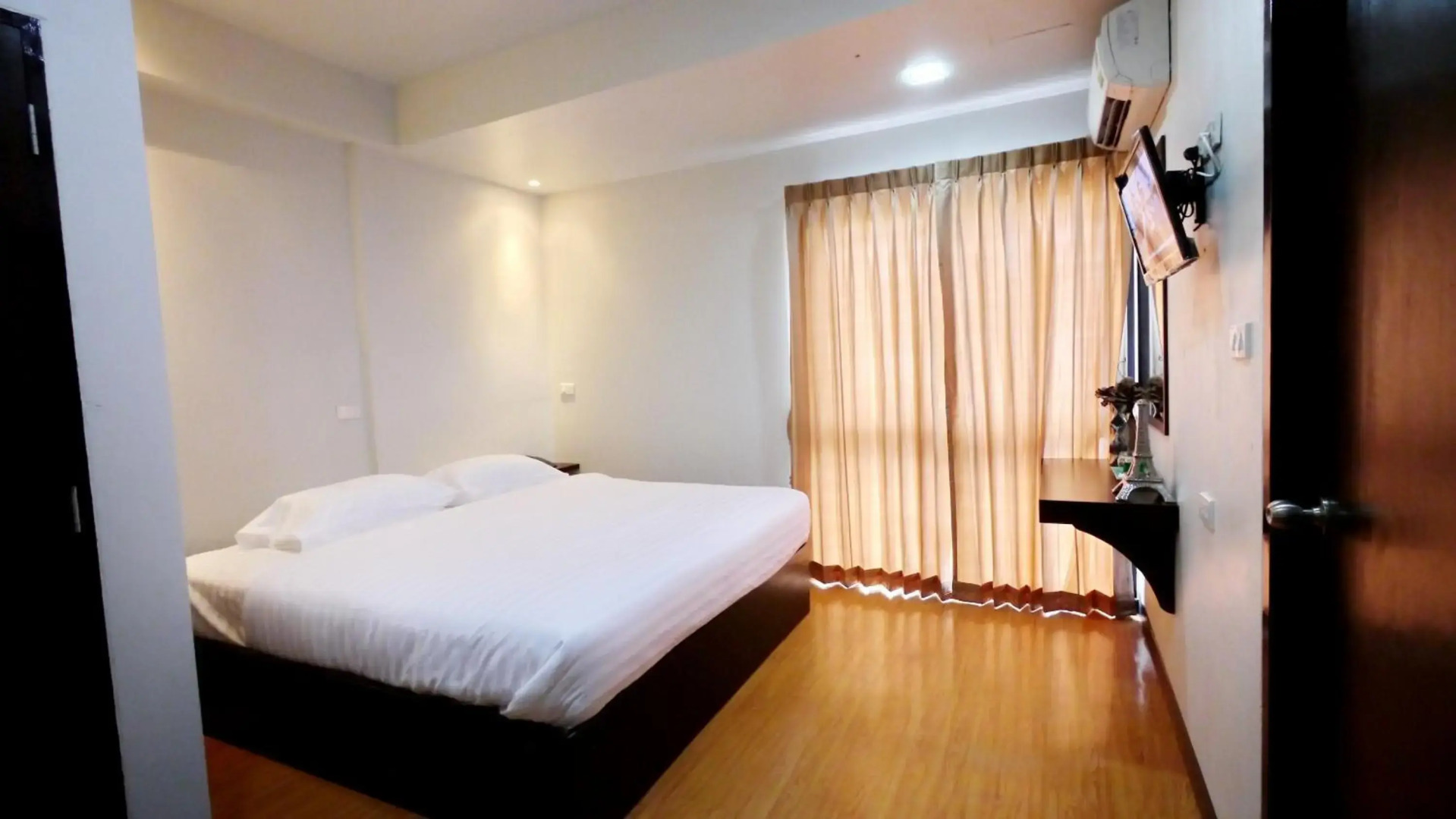 Basic Line Hotel at Loikroh