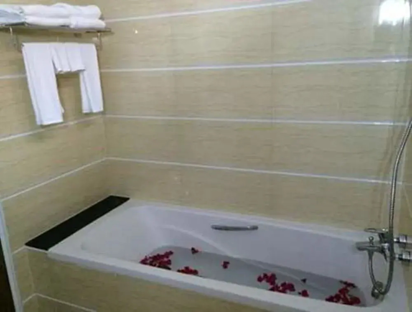 Yuzana Resort Ngwe Saung Beach