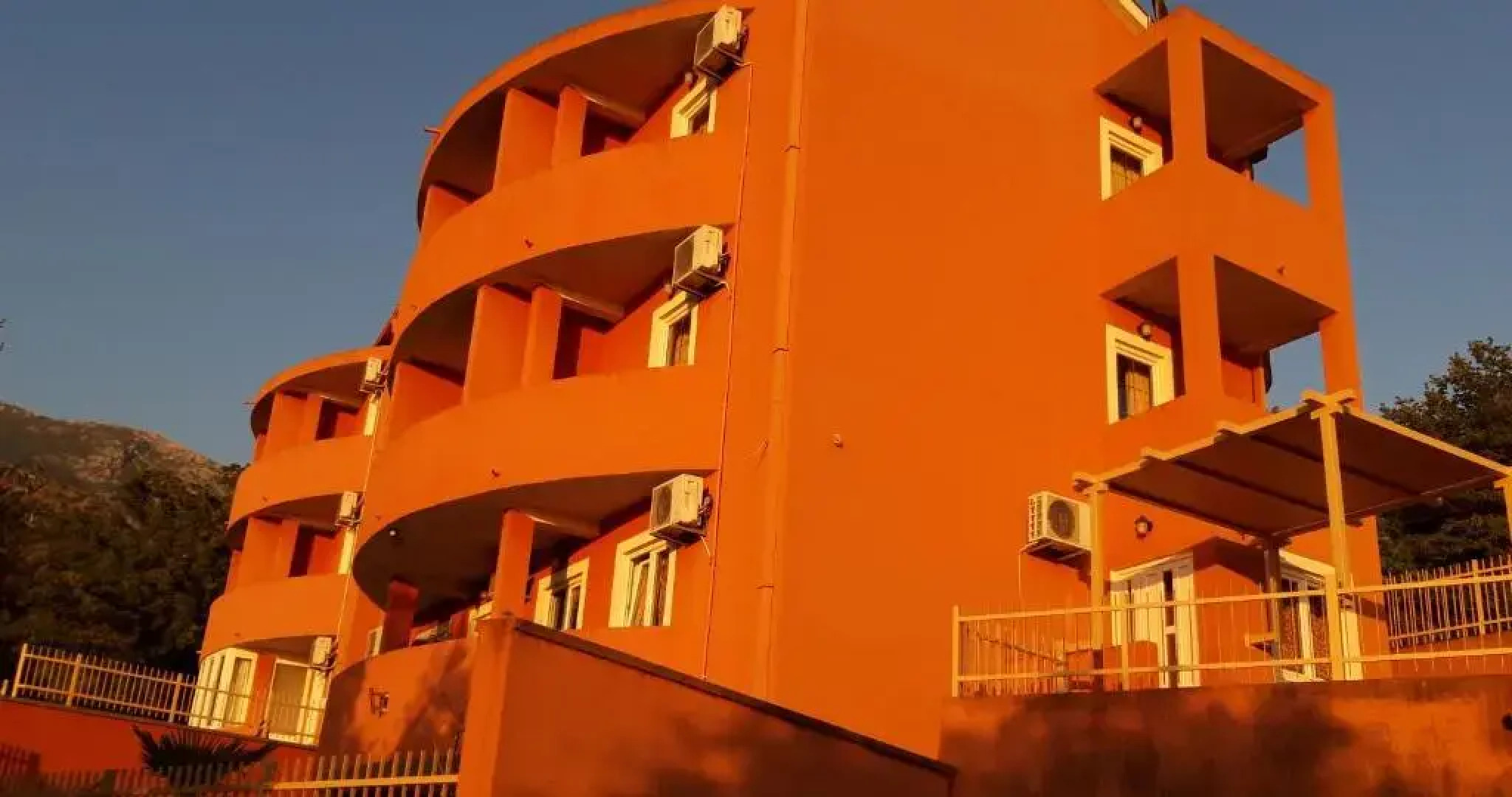 Apartments Danilo Kažanegra