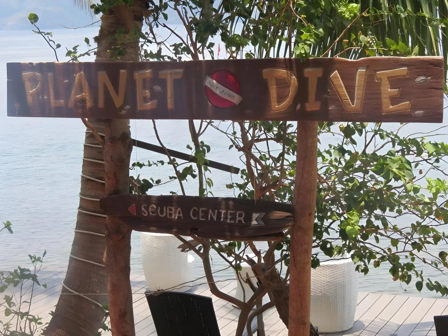 Planet Dive
