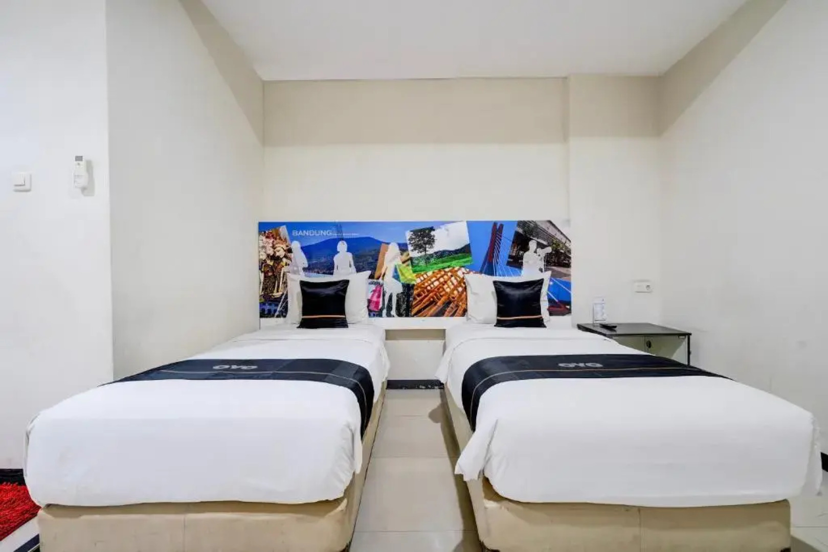 Townhouse Oak Cihampelas Near Ciwalk Formerly Promenade Hotel