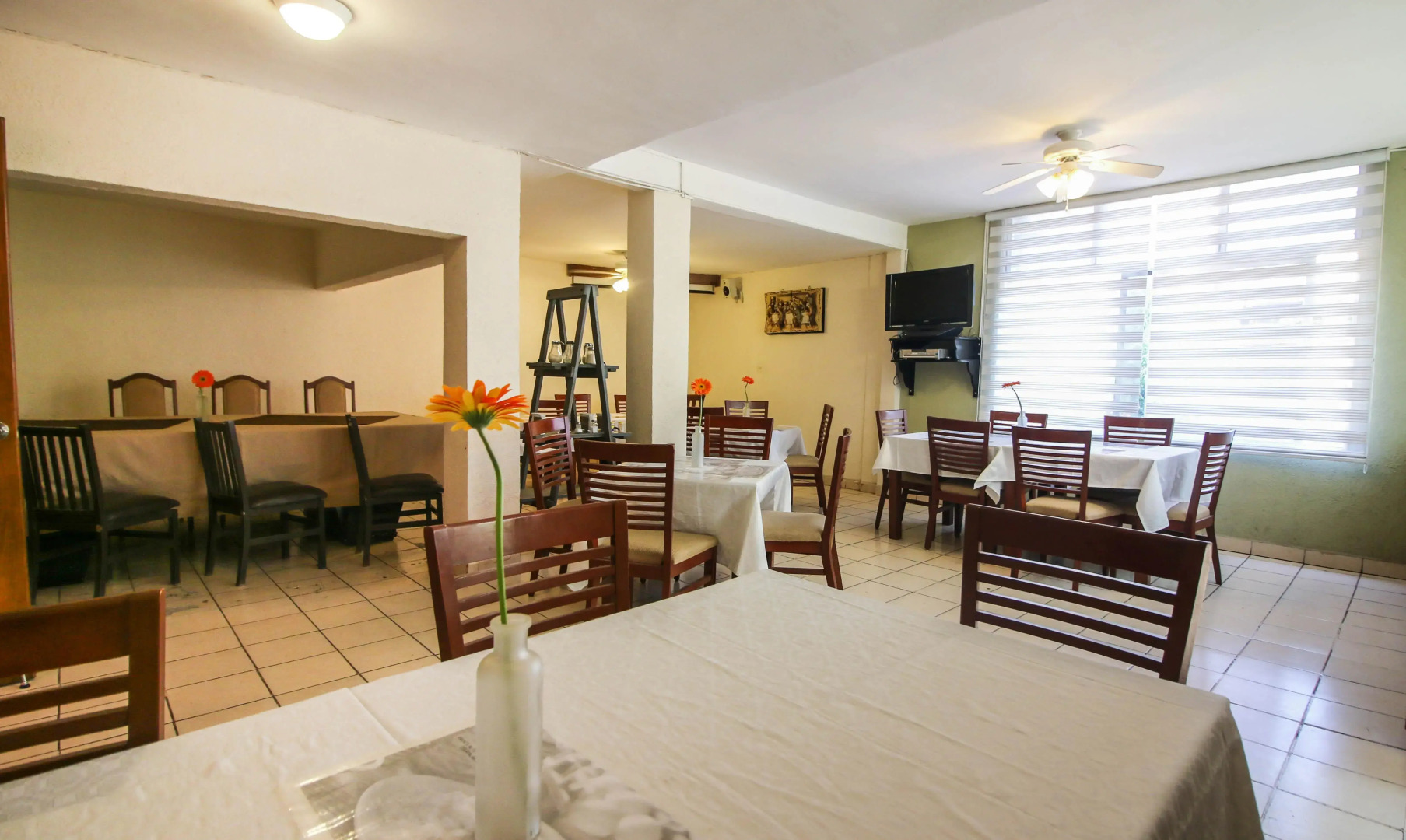 Capital O Hotel Casa Blanca