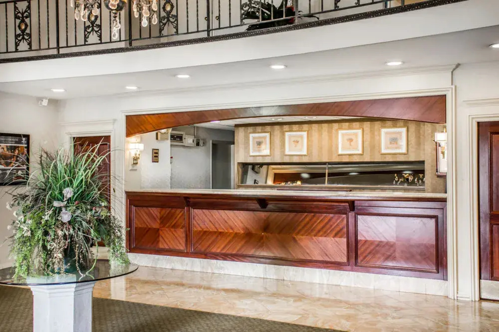 Ramada by Wyndham Bel Aire Erie