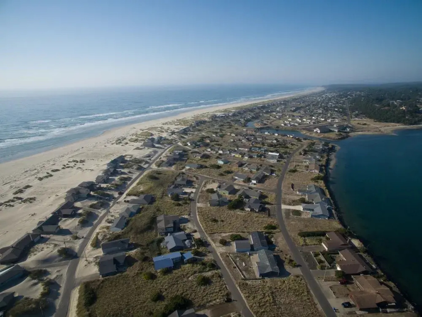 A Shore Thing 2 Br cottage by RedAwning