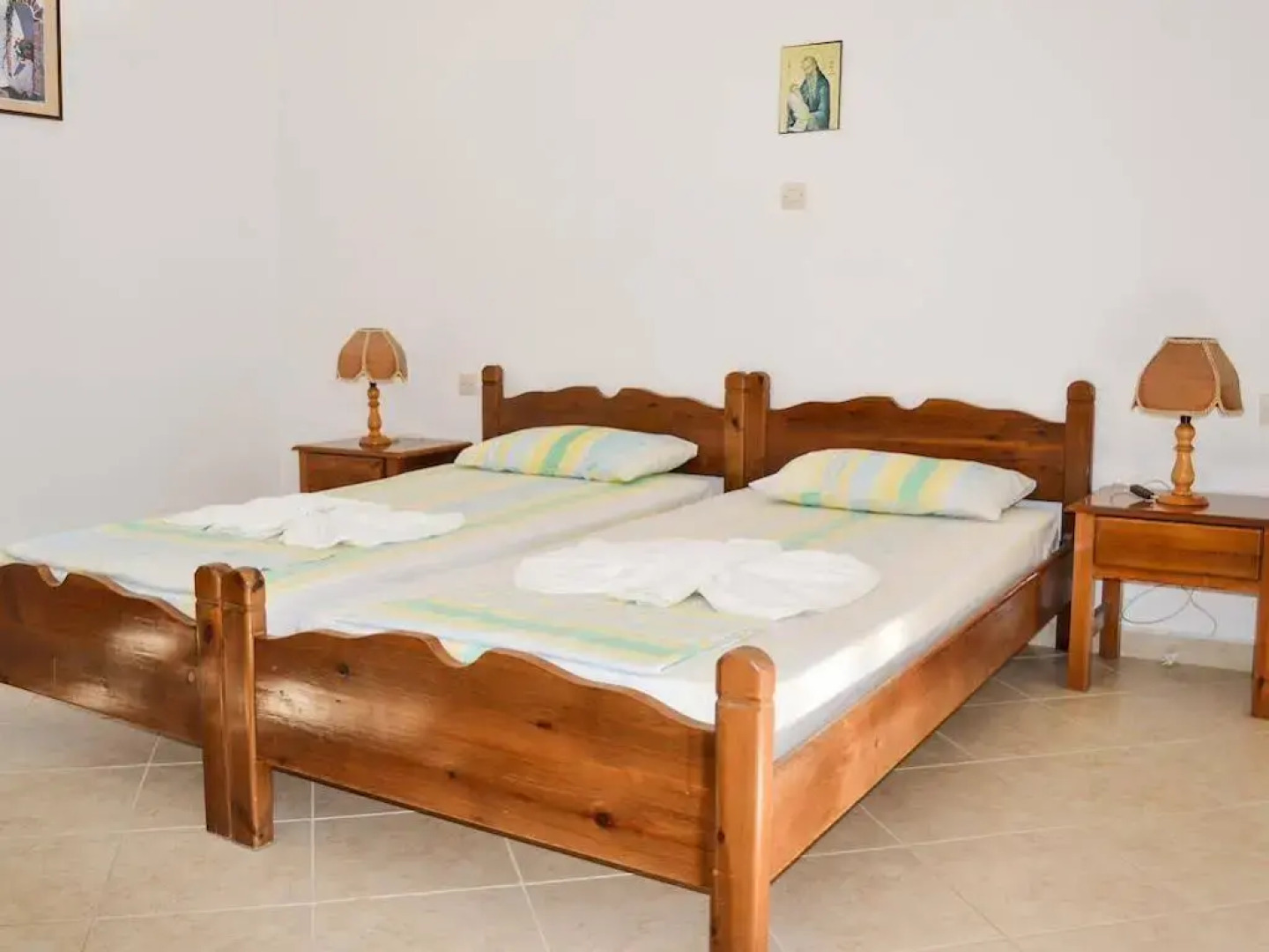 Akrogiali Apartments