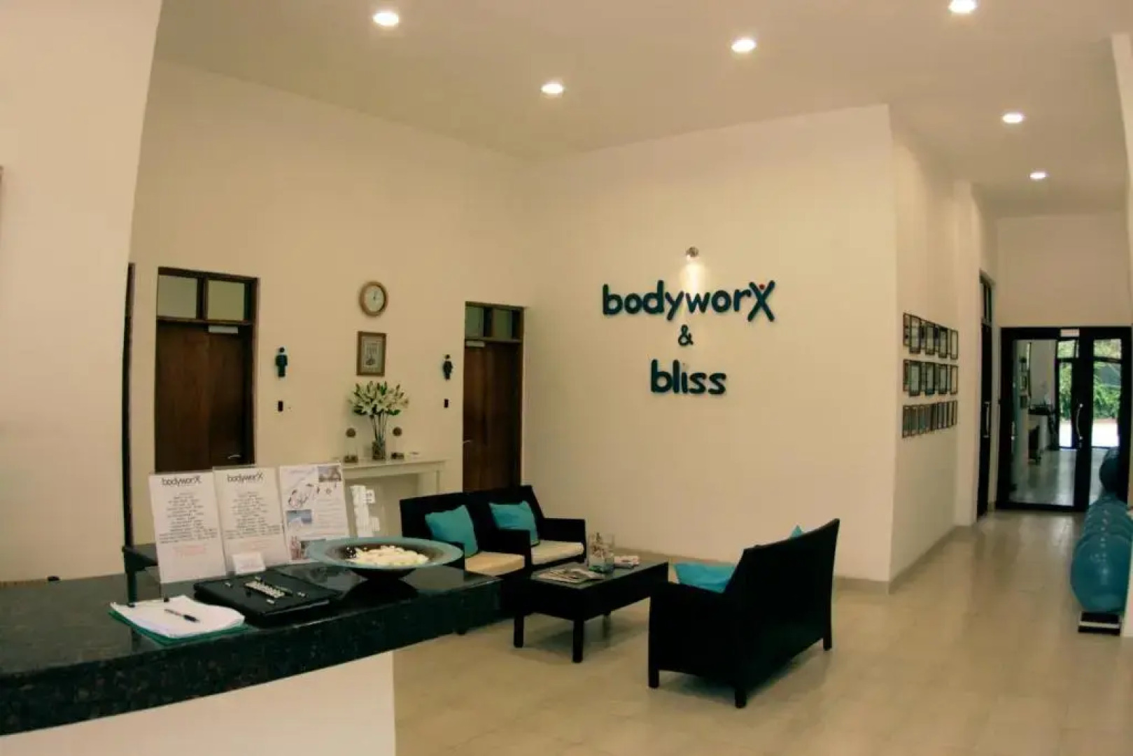 Bahari Dhow Beach Villas