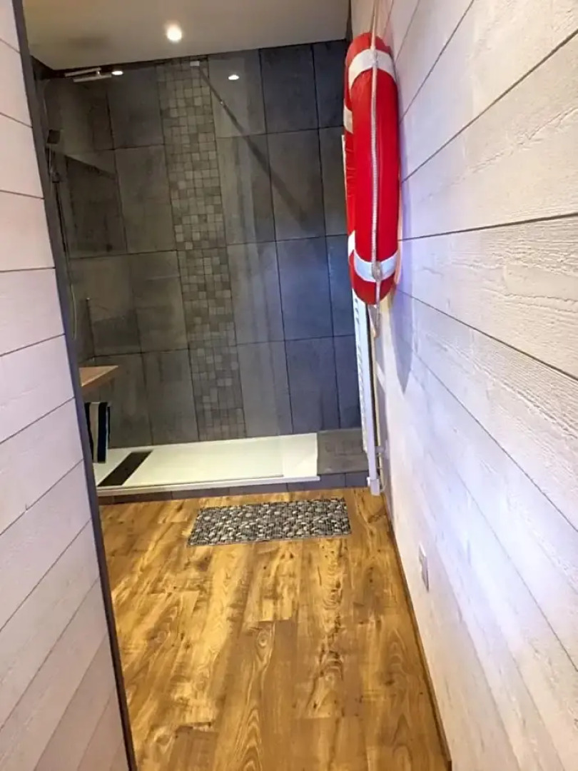 Au Coeur Des Pres Sales