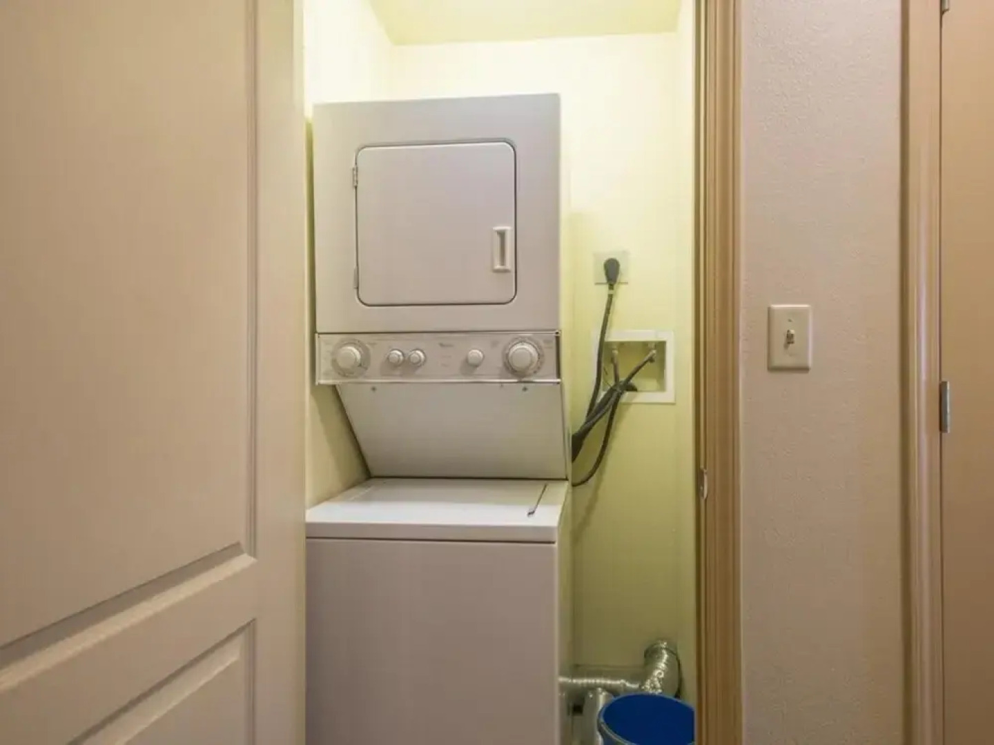 MVC - Unit 3707 - Sweet Wilderness