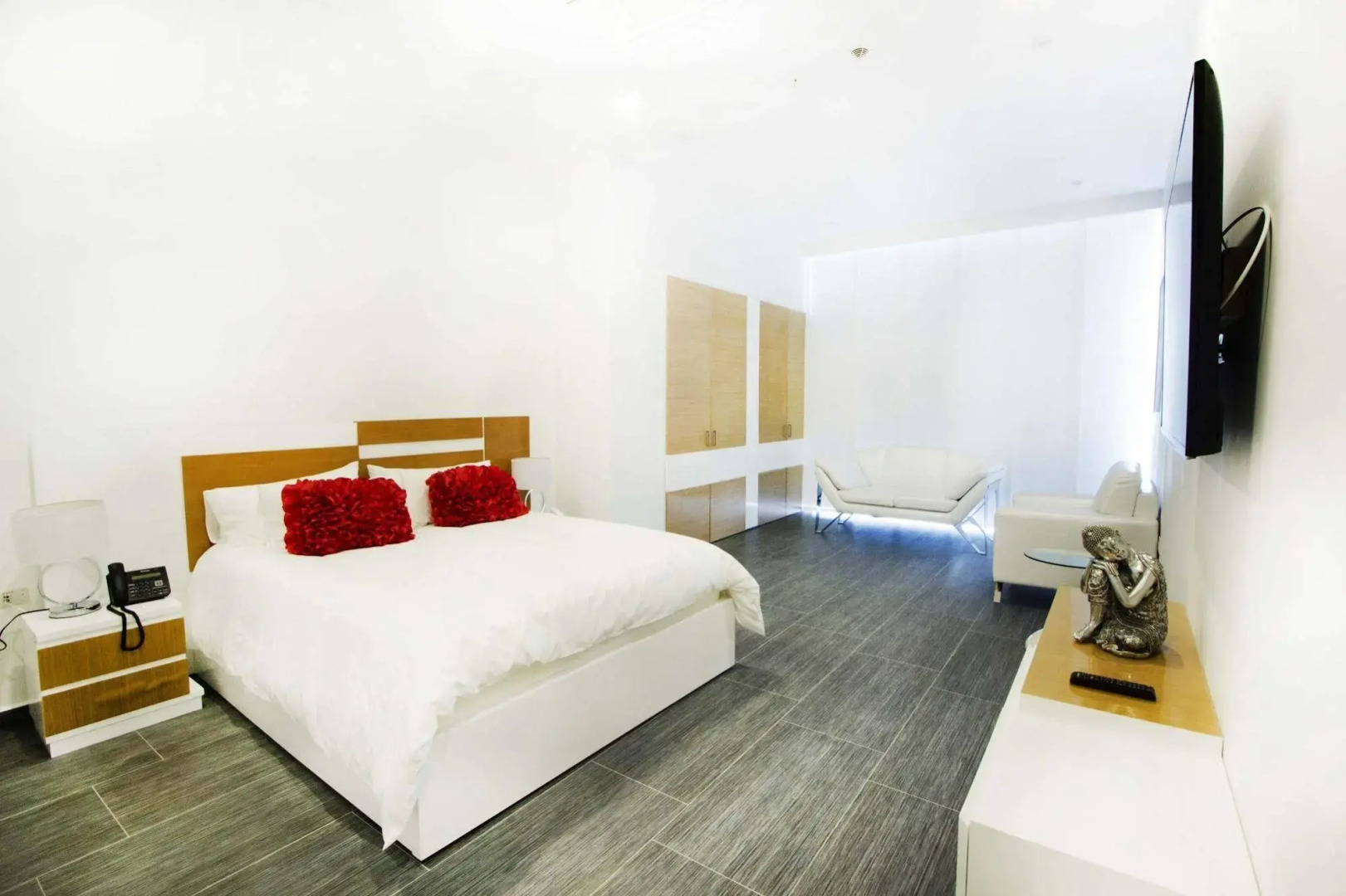 Punta Diamante Premium Hotel