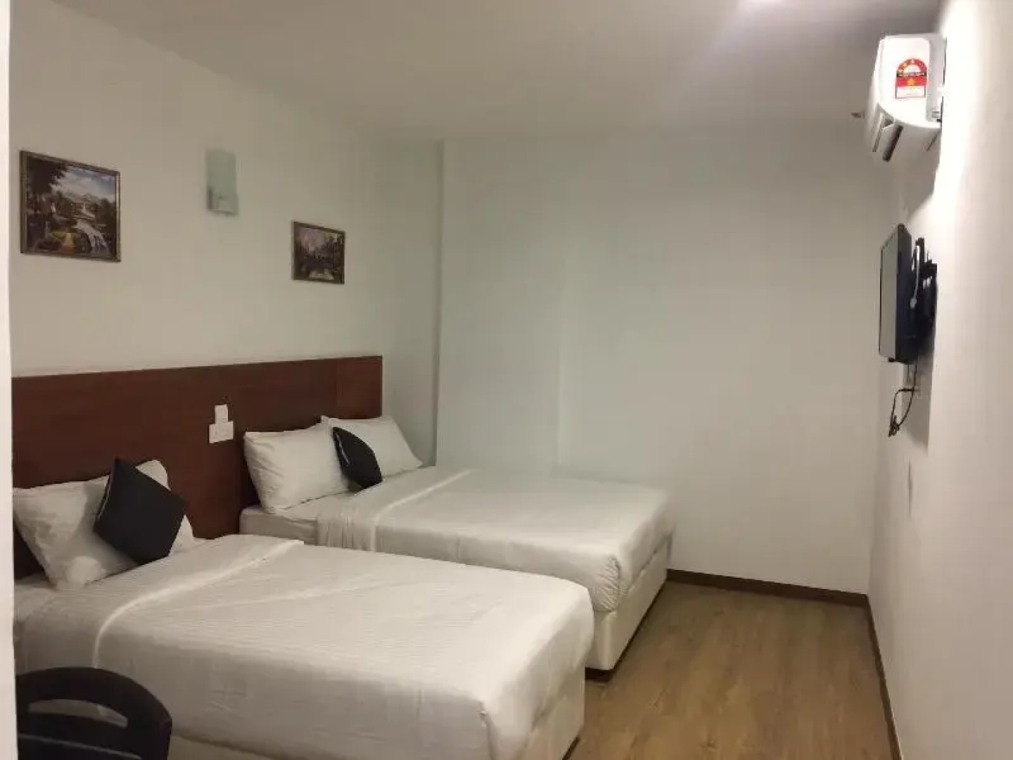 Amanjaya Hotel