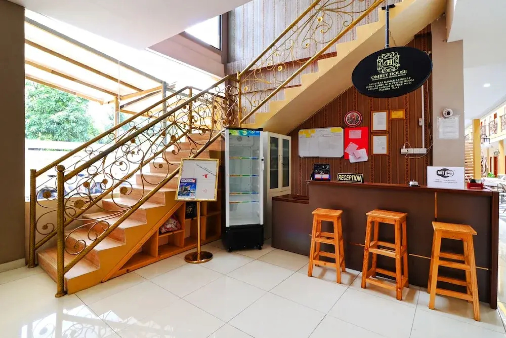 Ombey Guest House by ZUZU