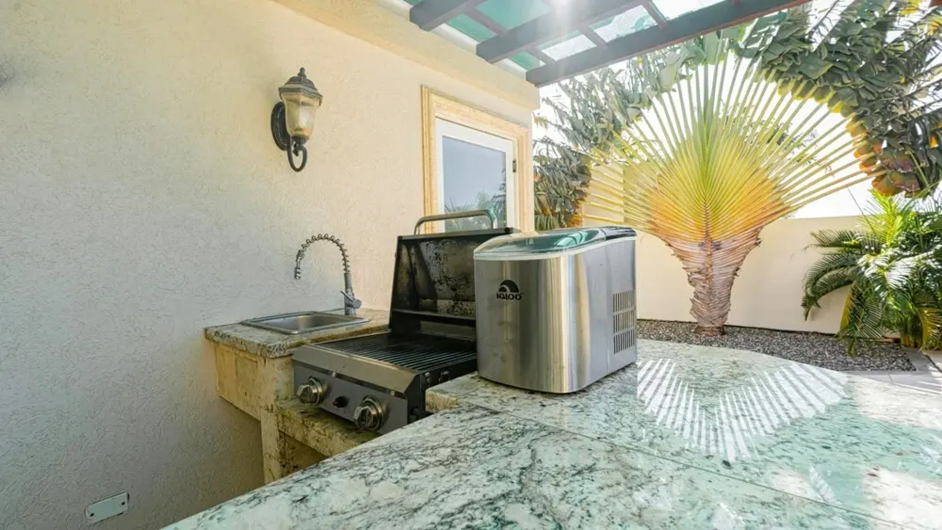 Upscale Ocean View Villa With Pool + Outdoor Kitchen