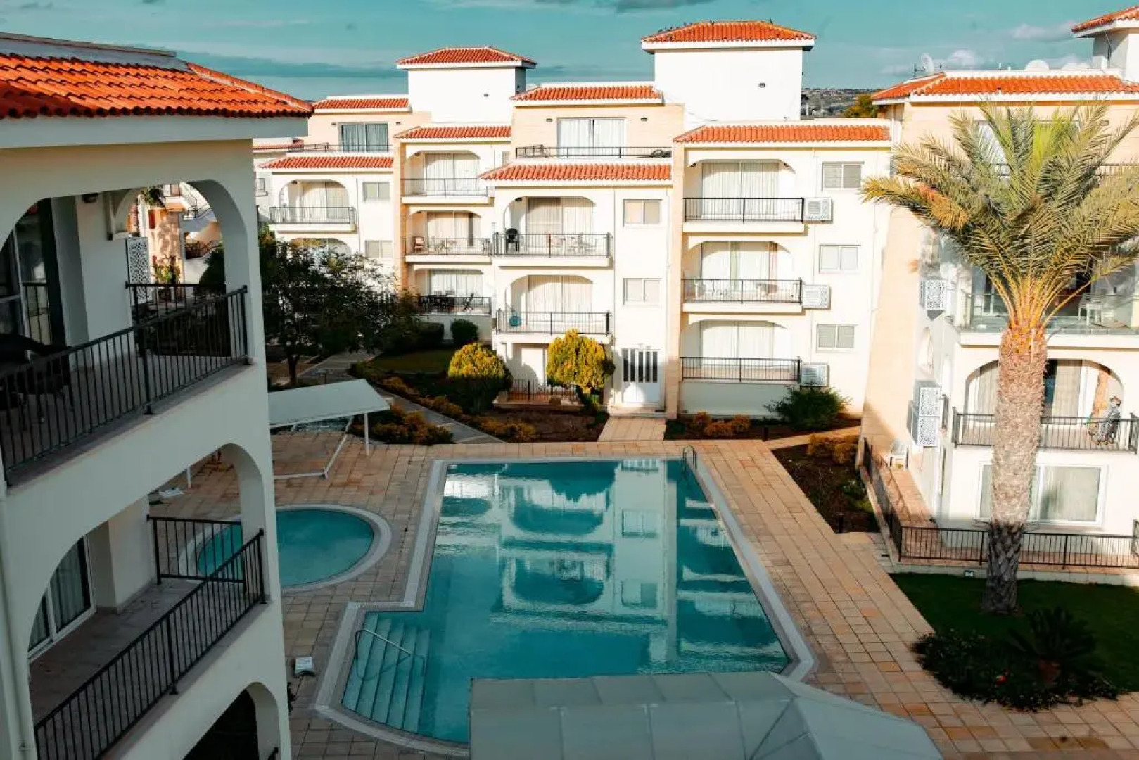 Fantastic 4 Cyprus First Line Beachfront