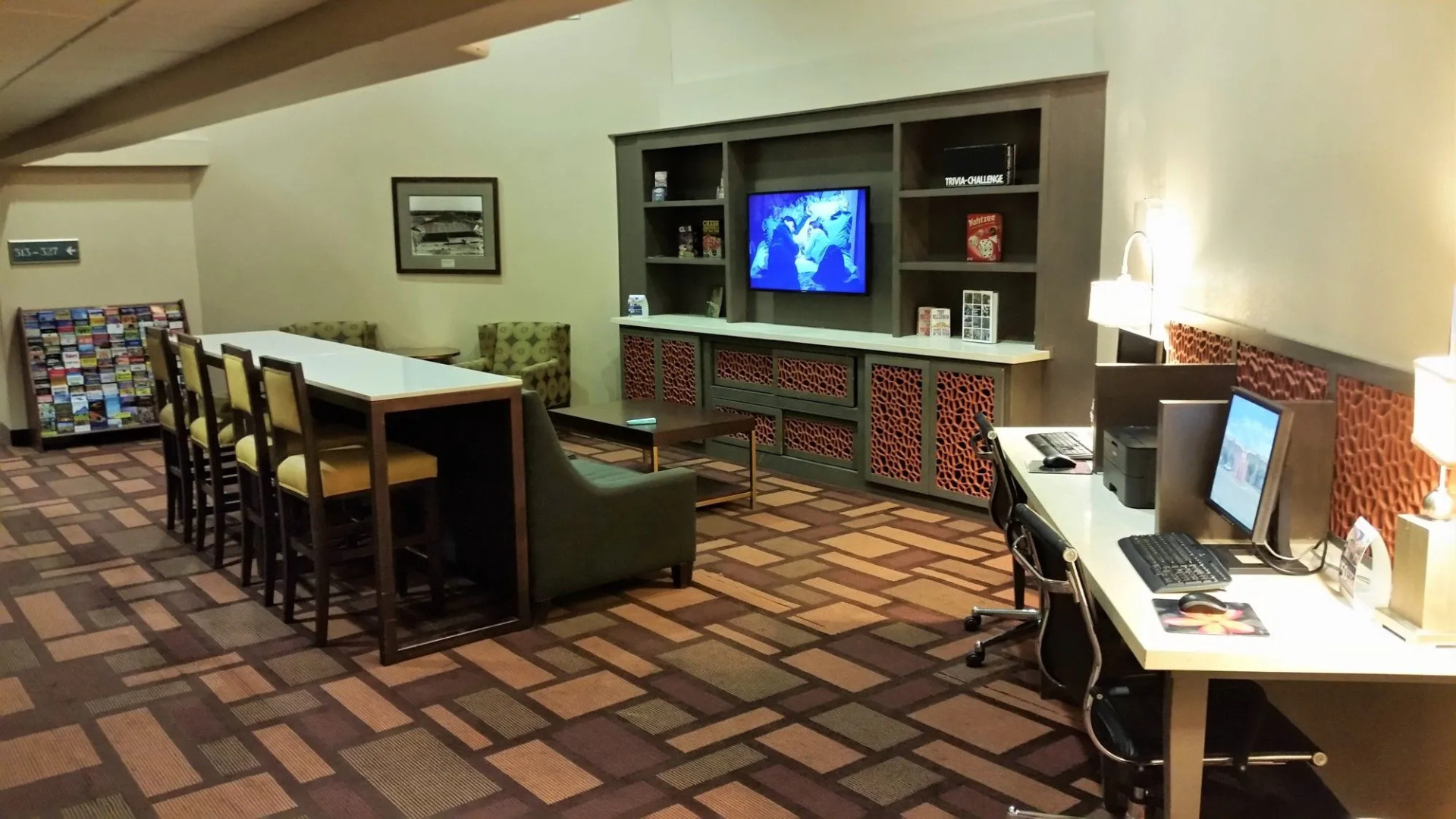 Holiday Inn Express & Suites Phoenix - Tempe by IHG