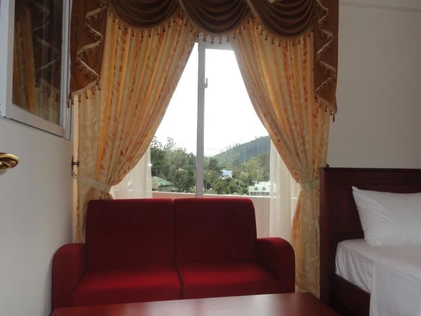 City Apartment (Serviced Apartment)