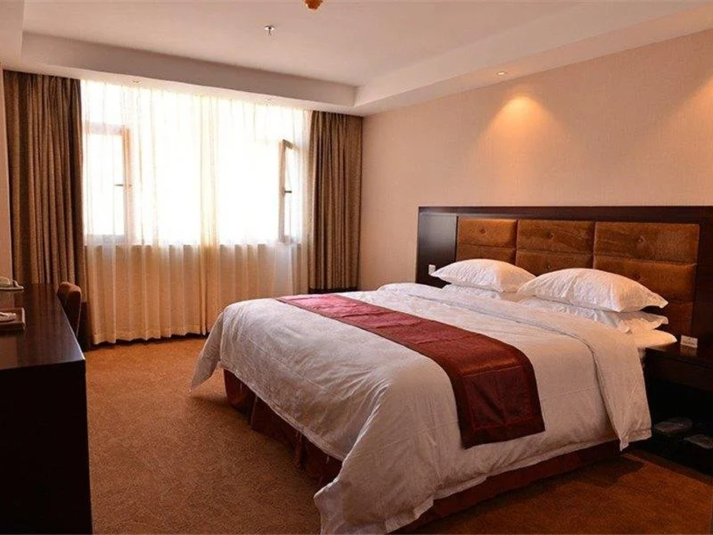 Royal Hot Spring Hotei