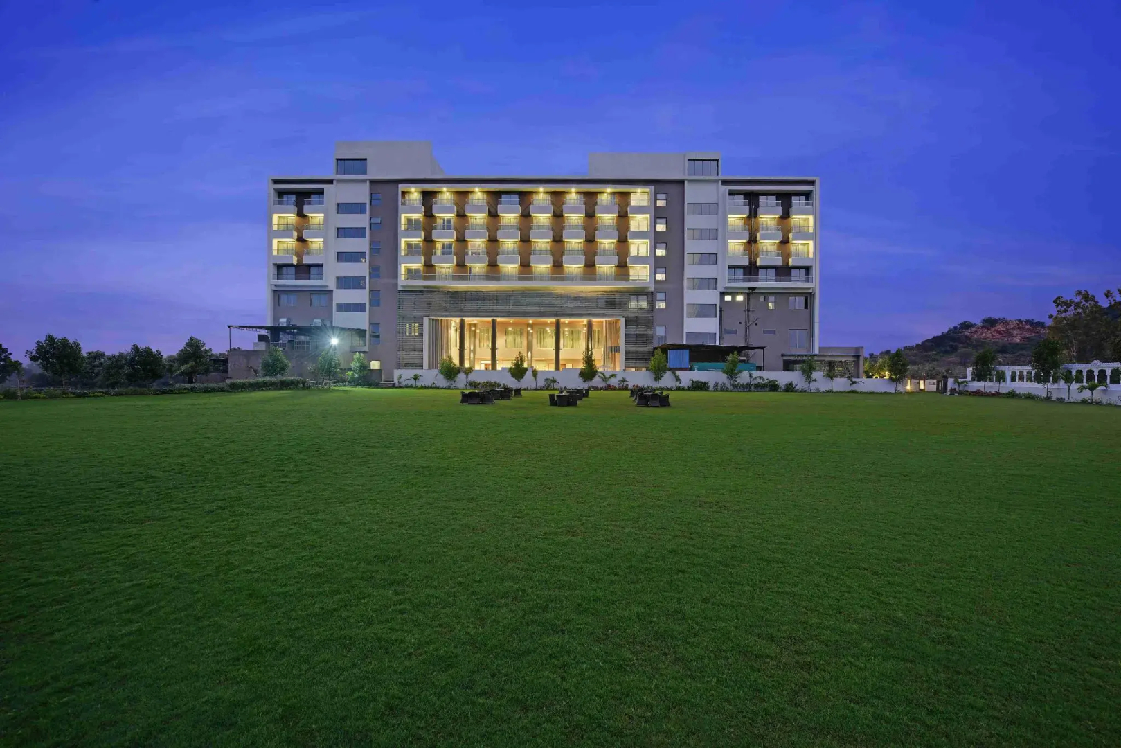 The Maruti Nandan Grand