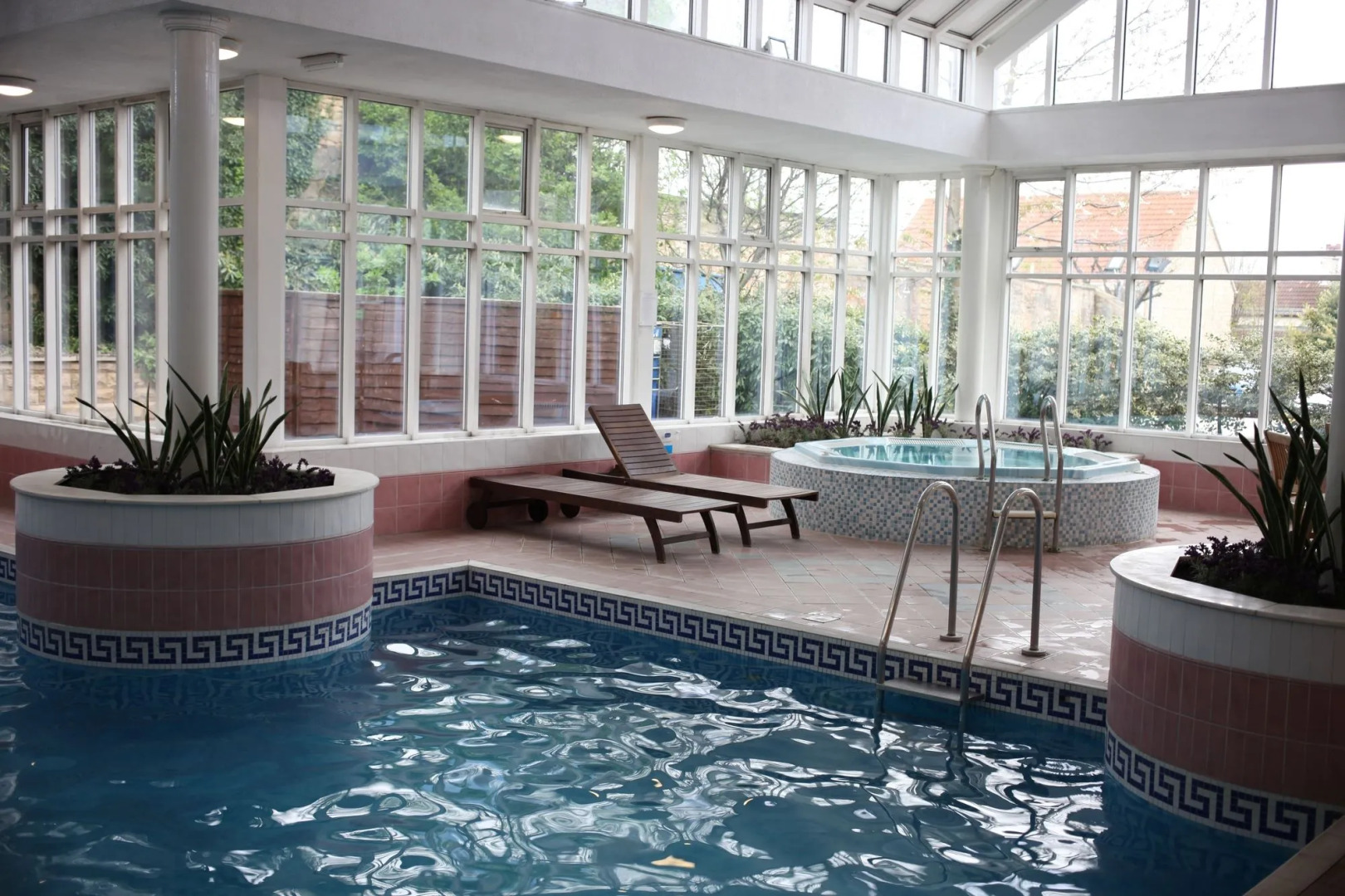 Holiday Inn Doncaster A1 M Jct 36 by IHG