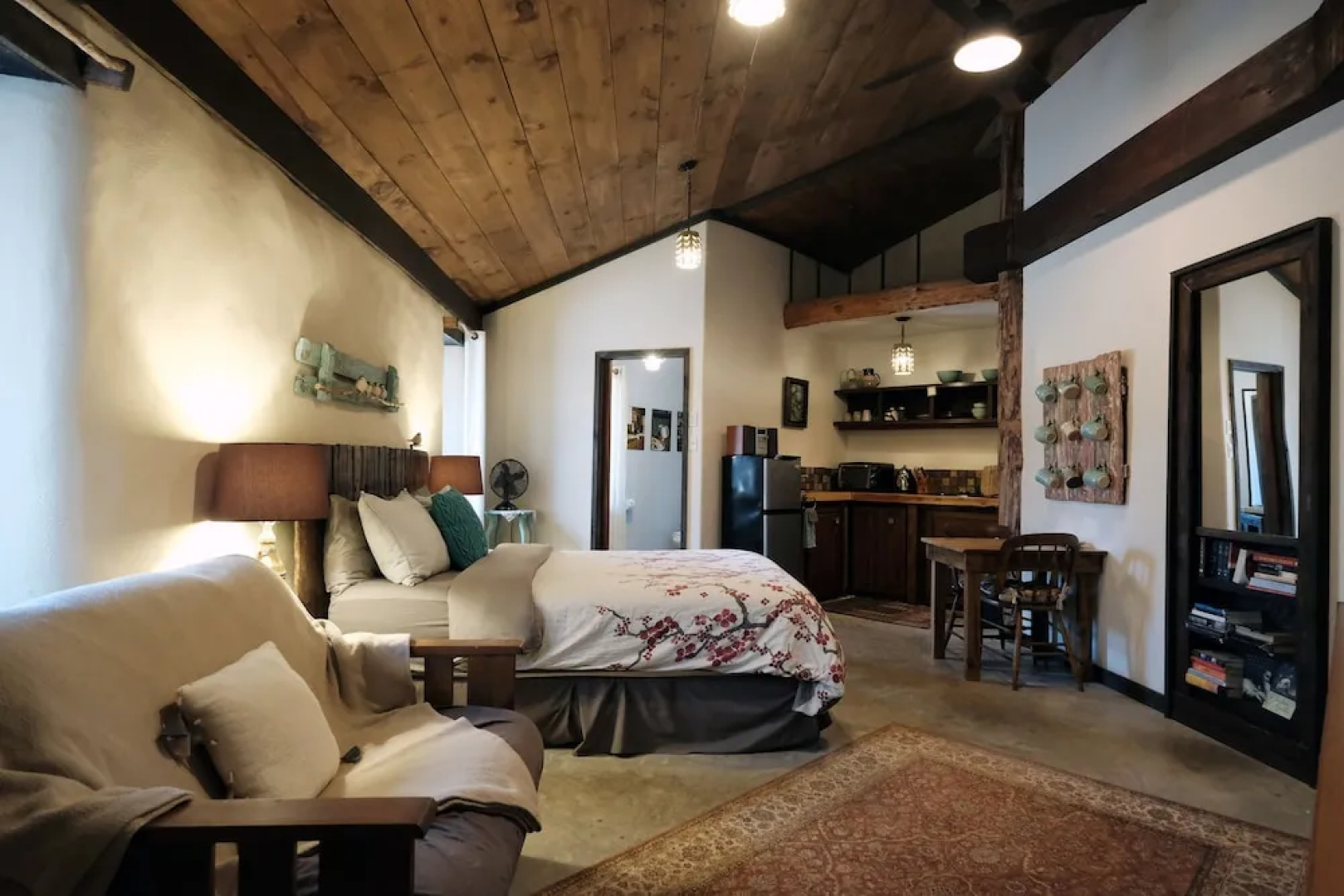 Owl's Nest Suites