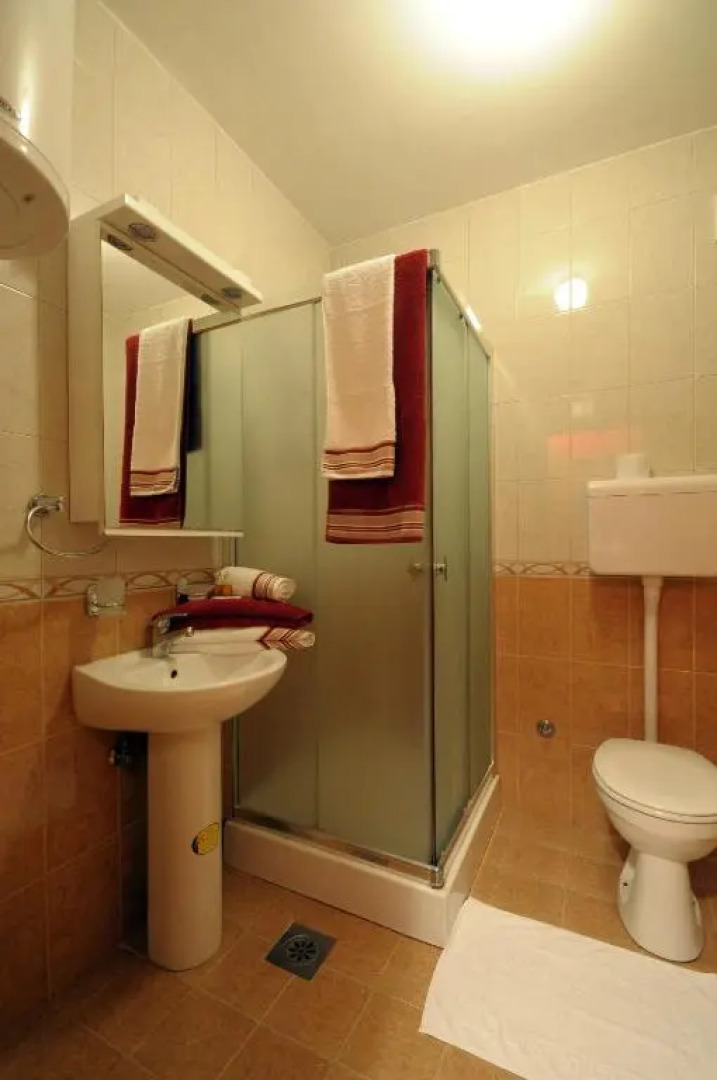 Apartments Iwa Centar