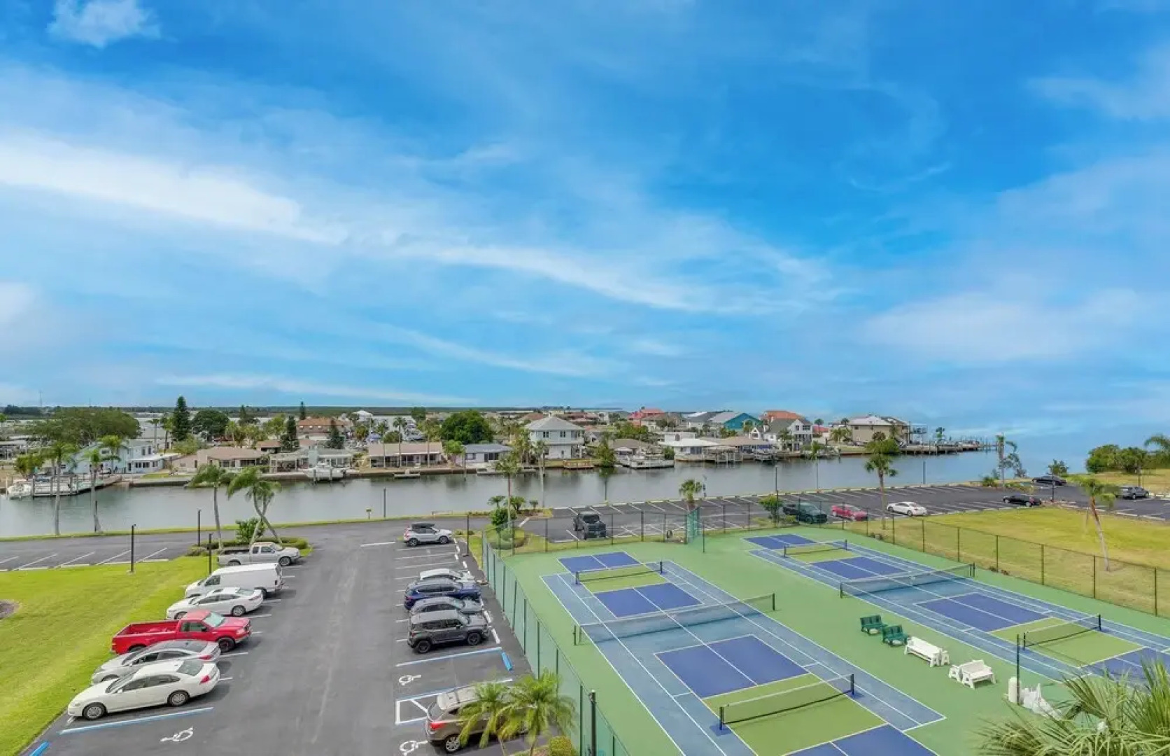 Upscale Gulf Front Hudson Condo w/ Pool