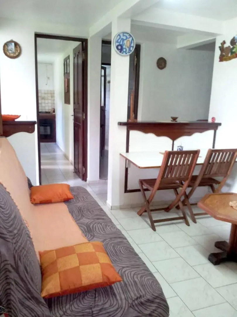 Apartment With one Bedroom in Petit Bourg, With Enclosed Garden and Wifi - 3 km From the Beach