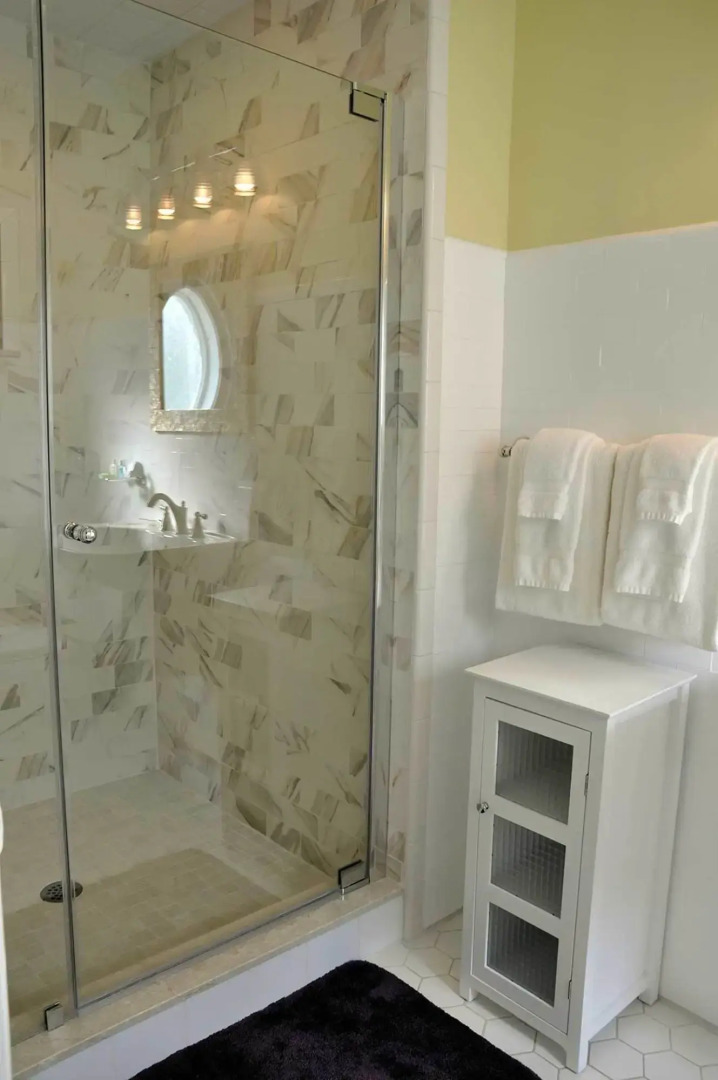 Peter Shields Inn & Restaurant