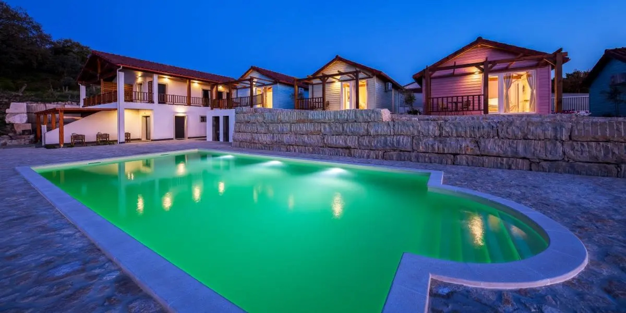 The Olive Hill Guesthouse / Summit-Life Lda