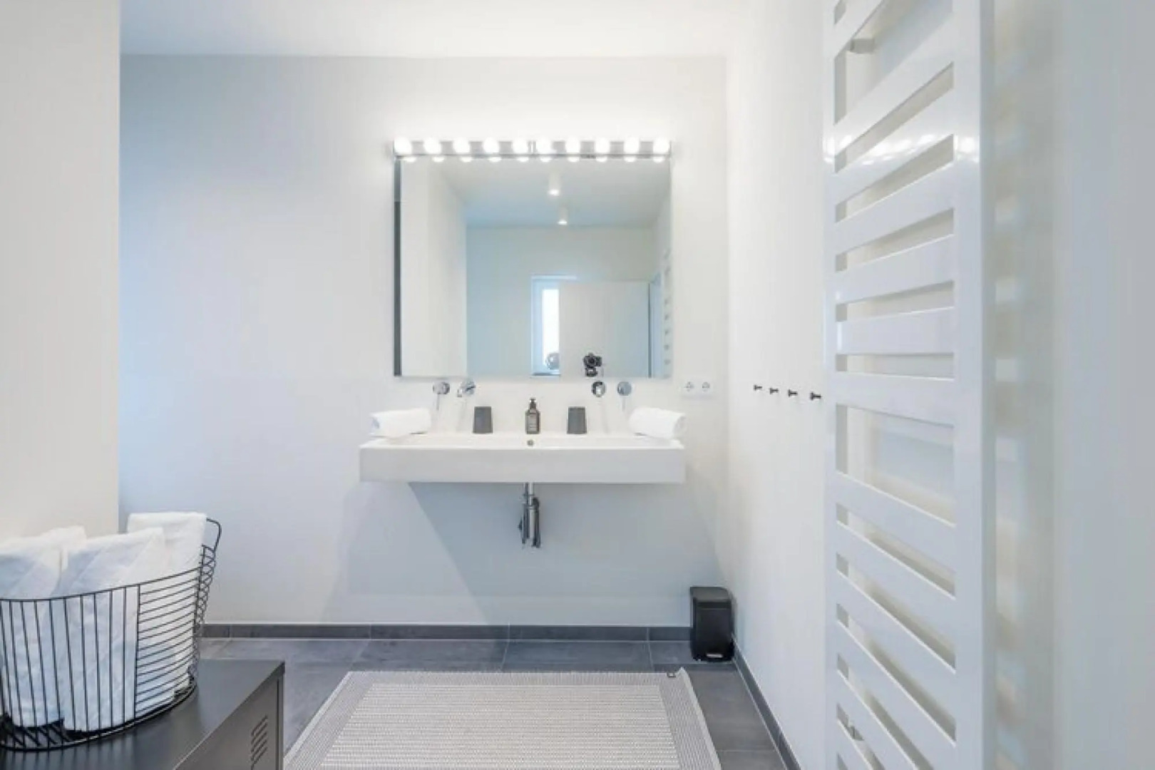 charming holiday home in the small fishing village of Tönning