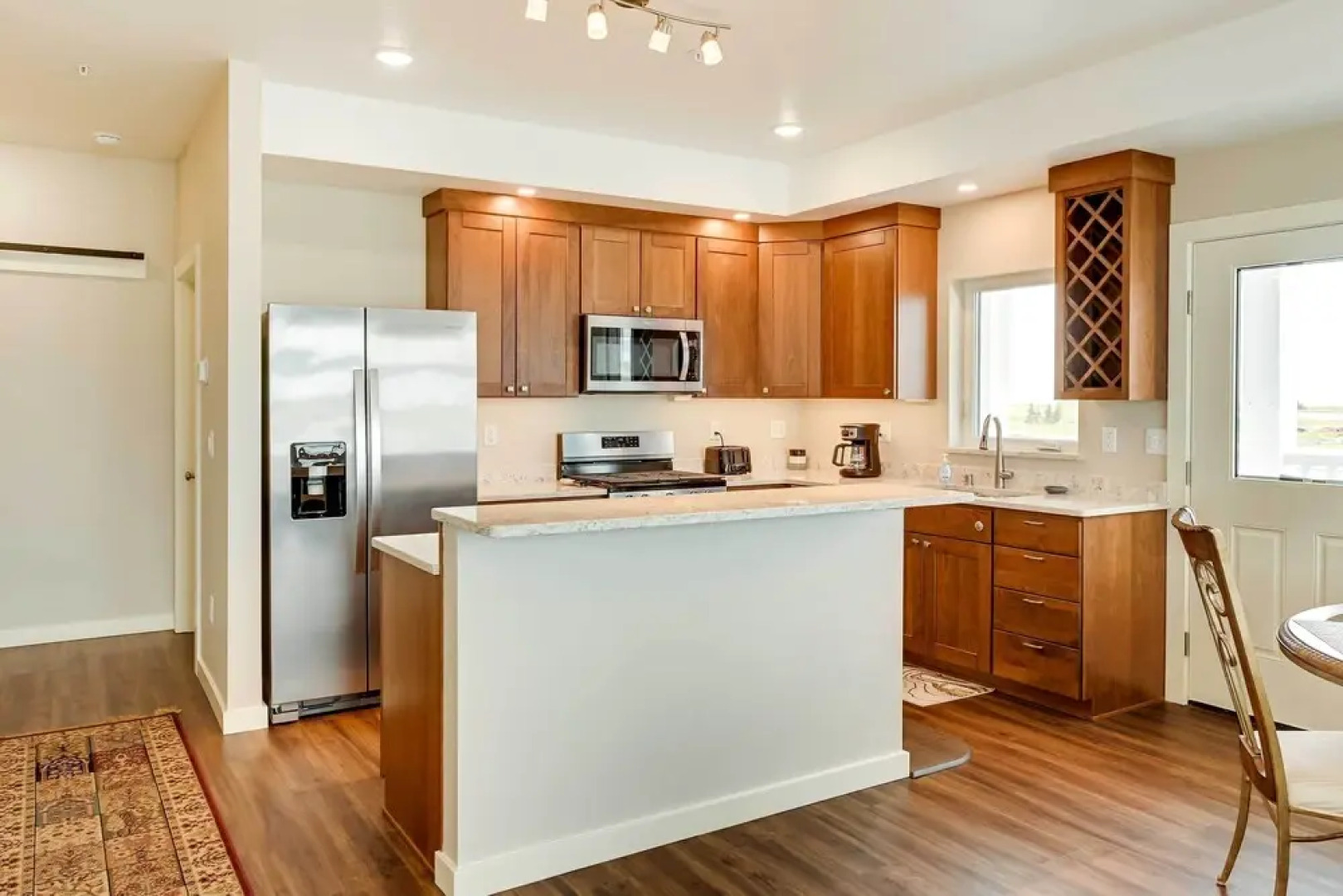 Waterfront Kenai Townhome < 1 Mi to Beach!