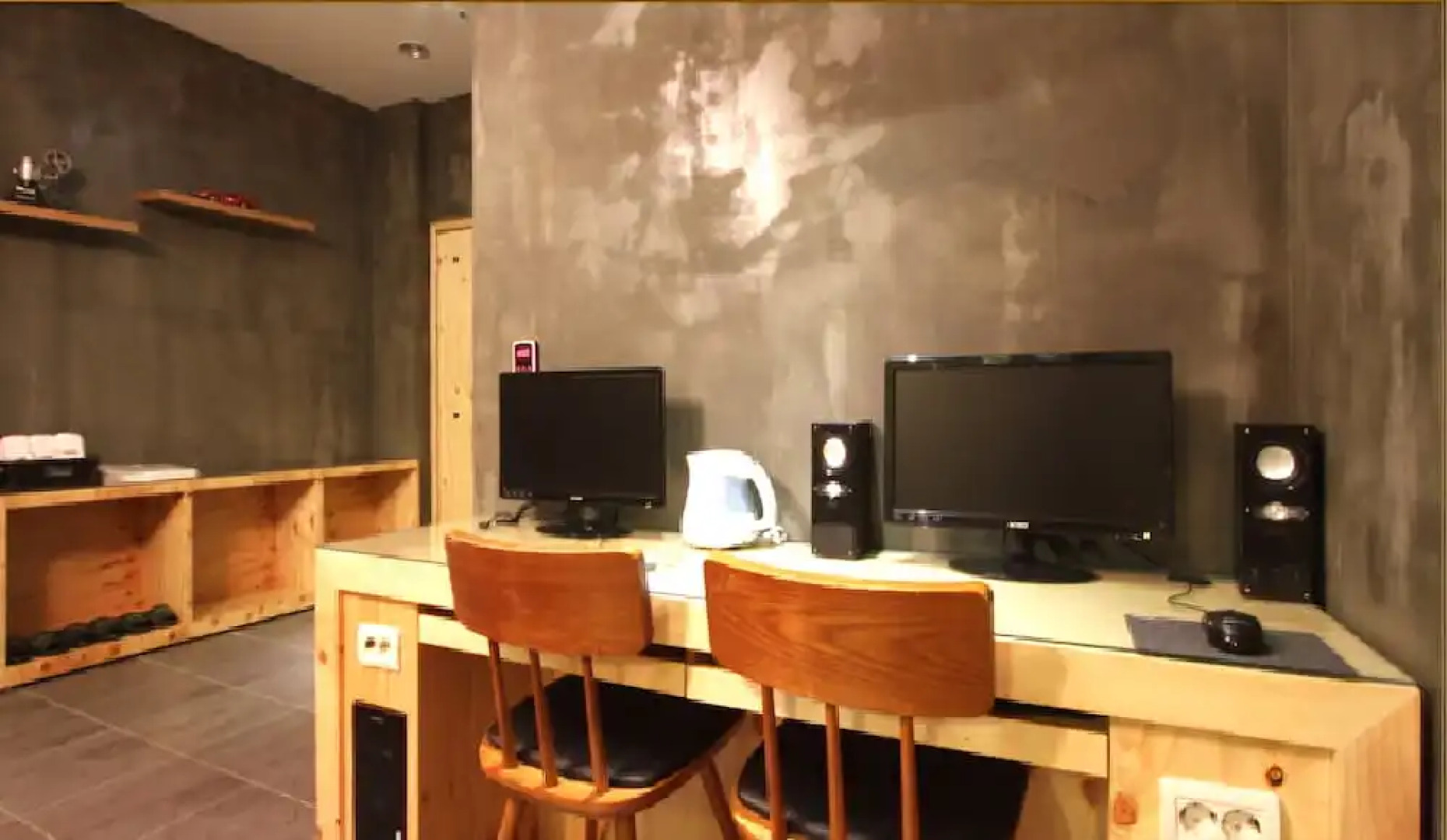 Secret Hotel Hwaseong