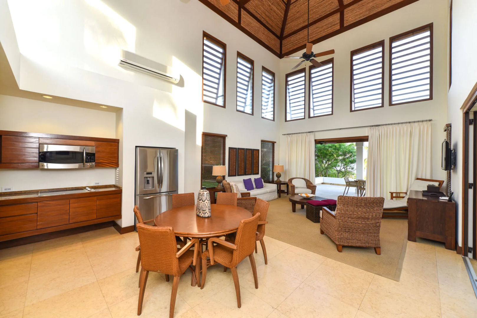 Las Verandas Hotel & Villas