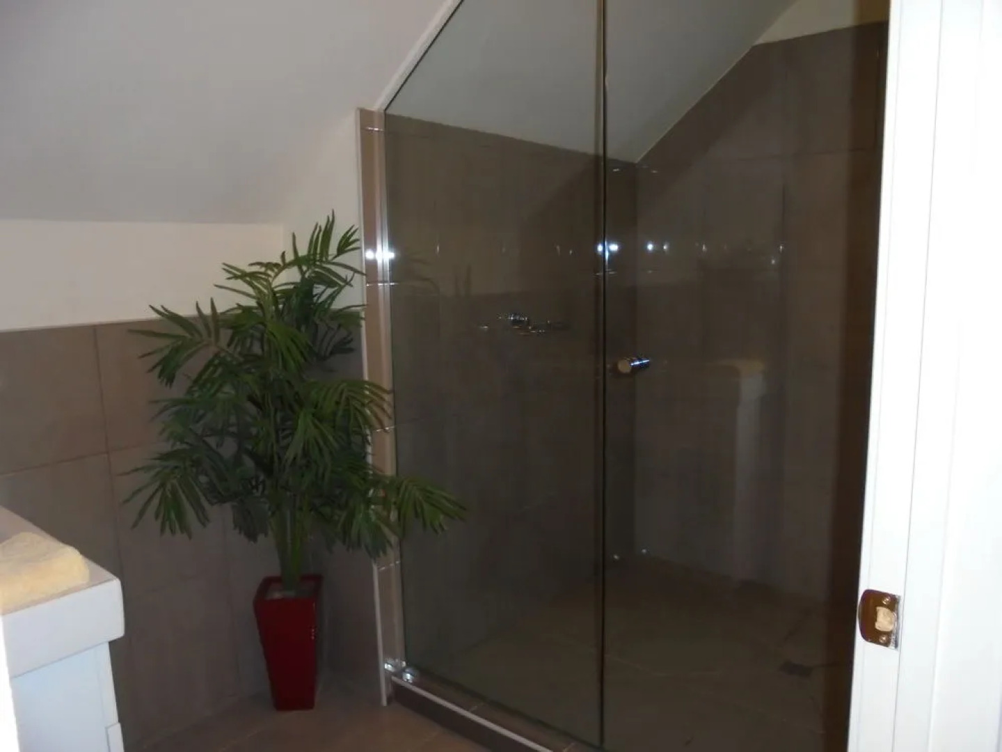 Goulds Country Guest House