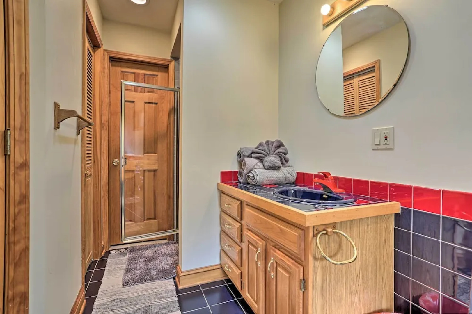 Unique Catskills Hideaway - Walk to Lake Jeff