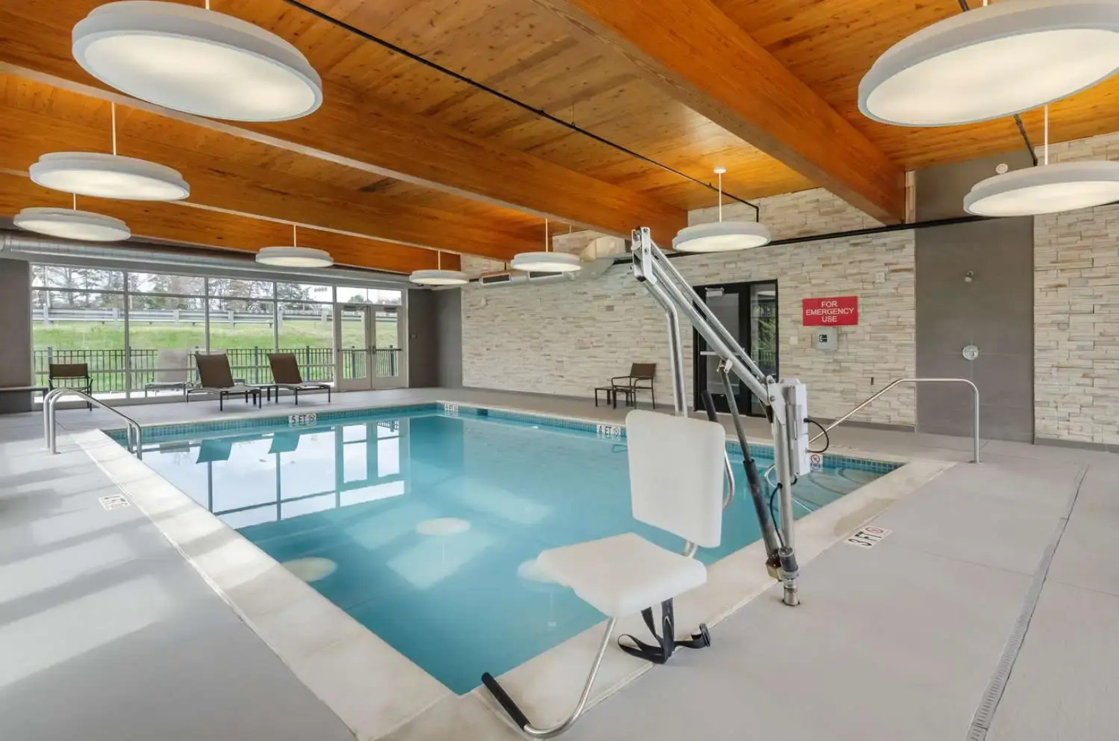 Country Inn & Suites by Radisson, Charlottesville-UVA, VA