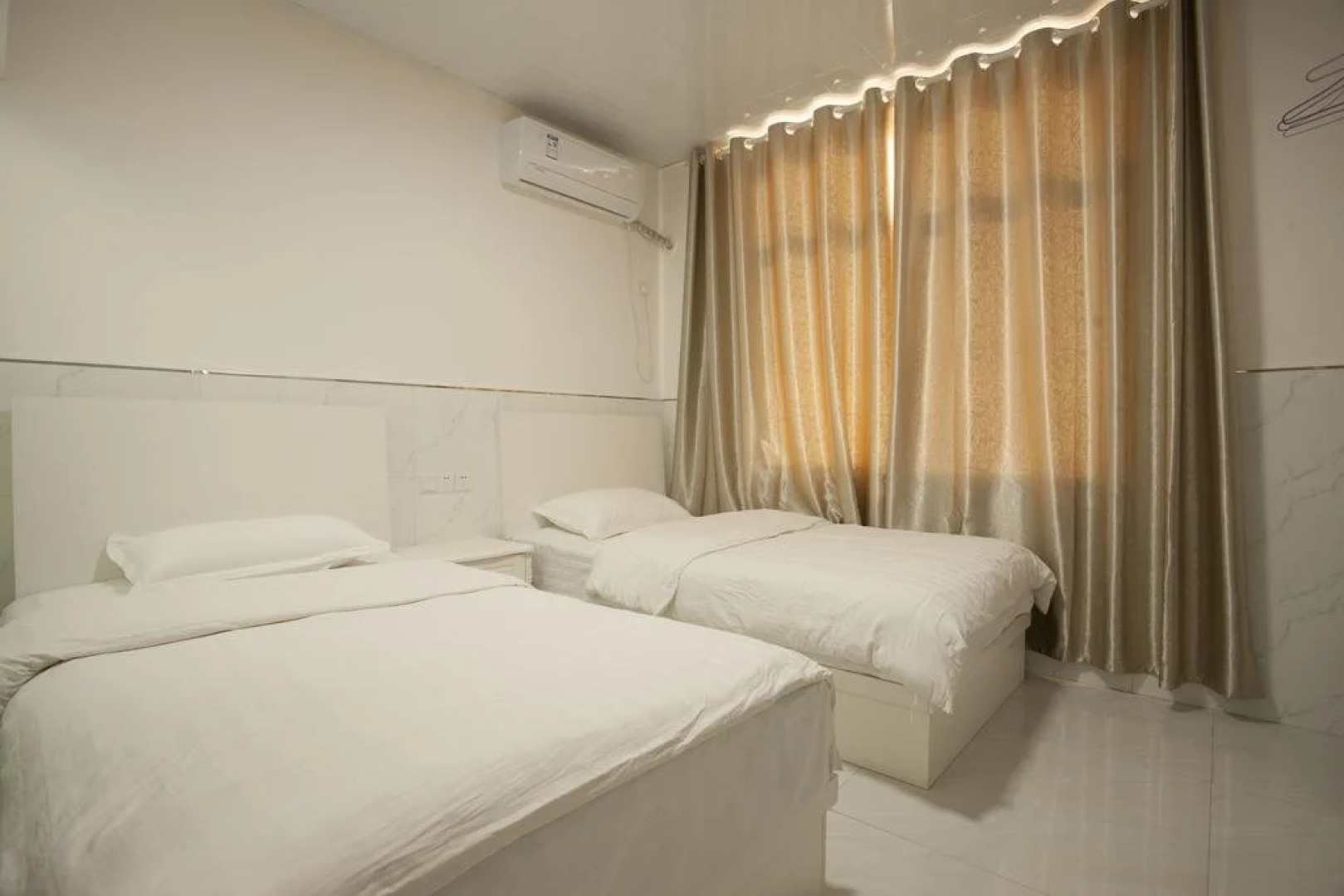 Jiujiang Hongfeng Hotel