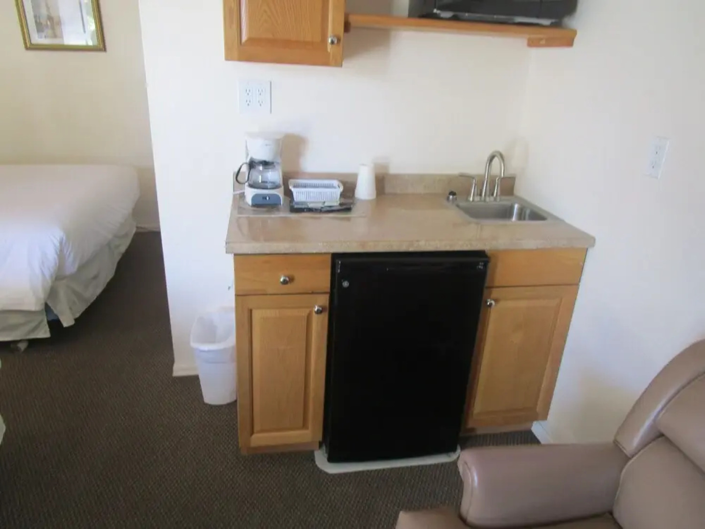 Pacific Motel and RV Park