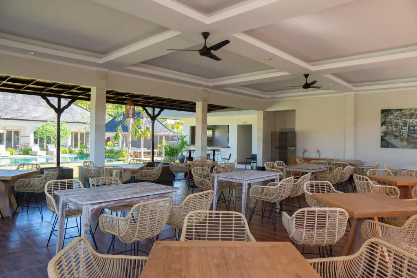 Green Dmel Luxury Homestay