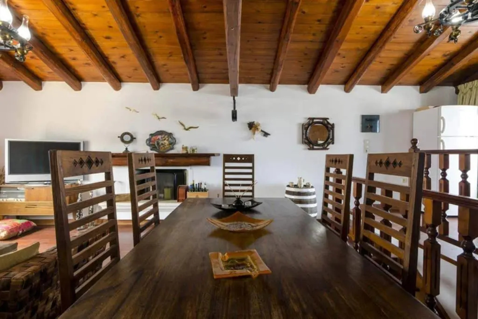 Korina’s wood house