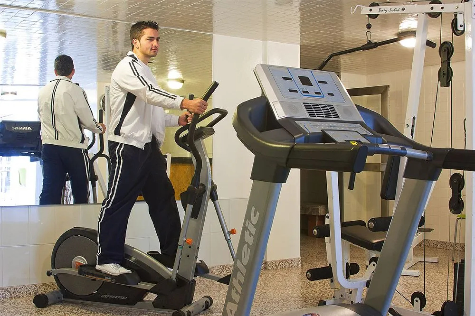 Hotel Hunza Y Centro De Convenciones