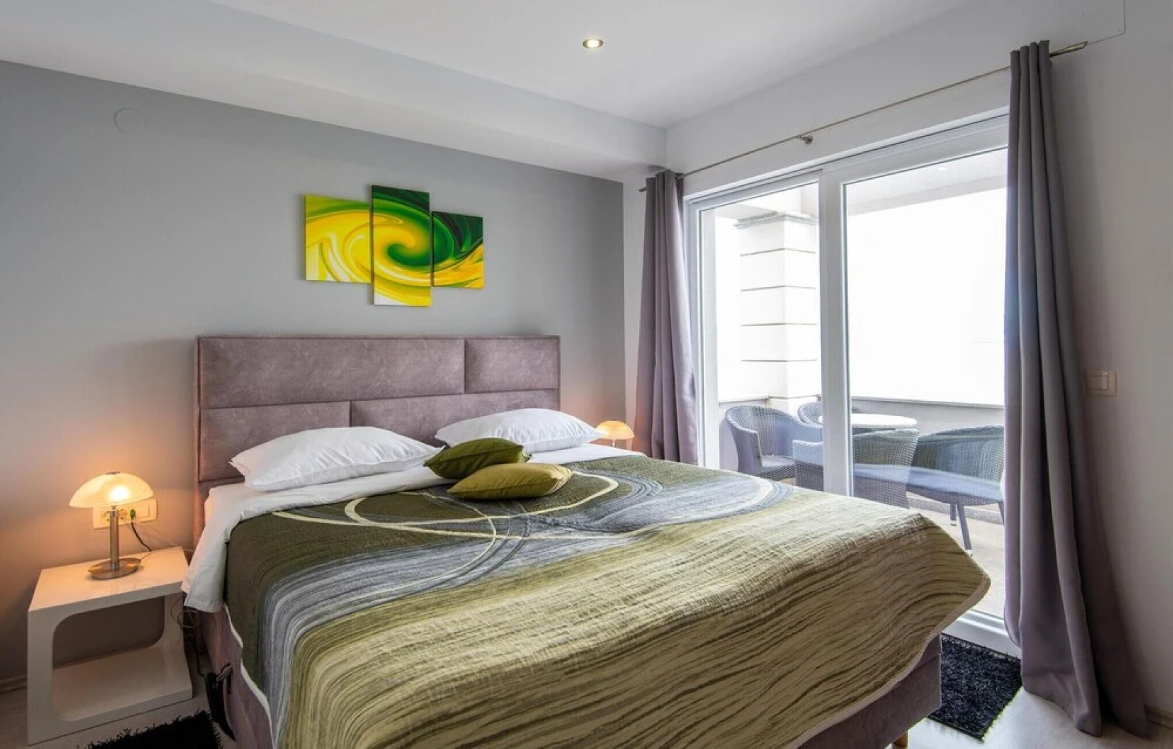 Nice Home in Sreser with Hot Tub, Sauna & WiFi