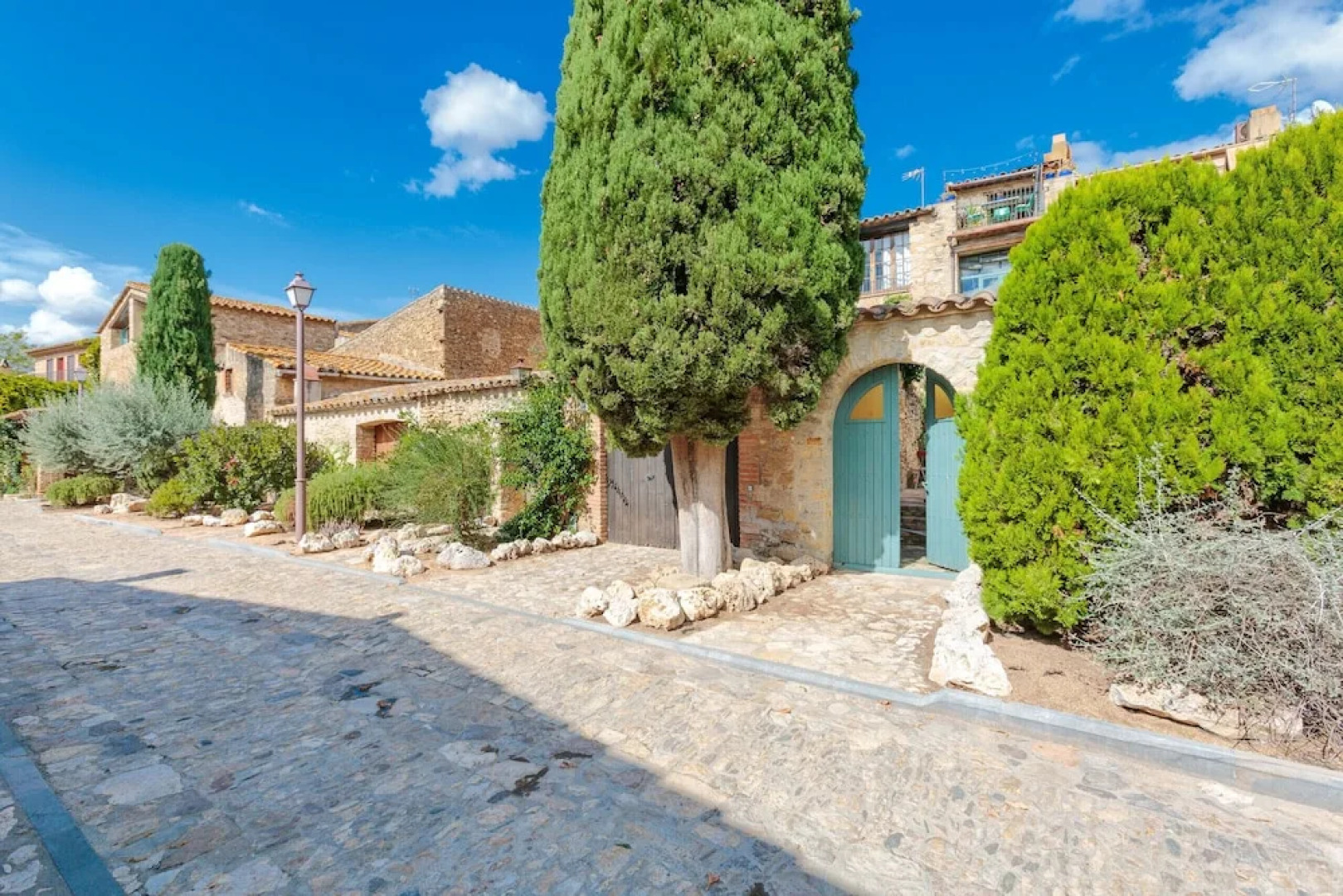 Flateli Casa Peratallada