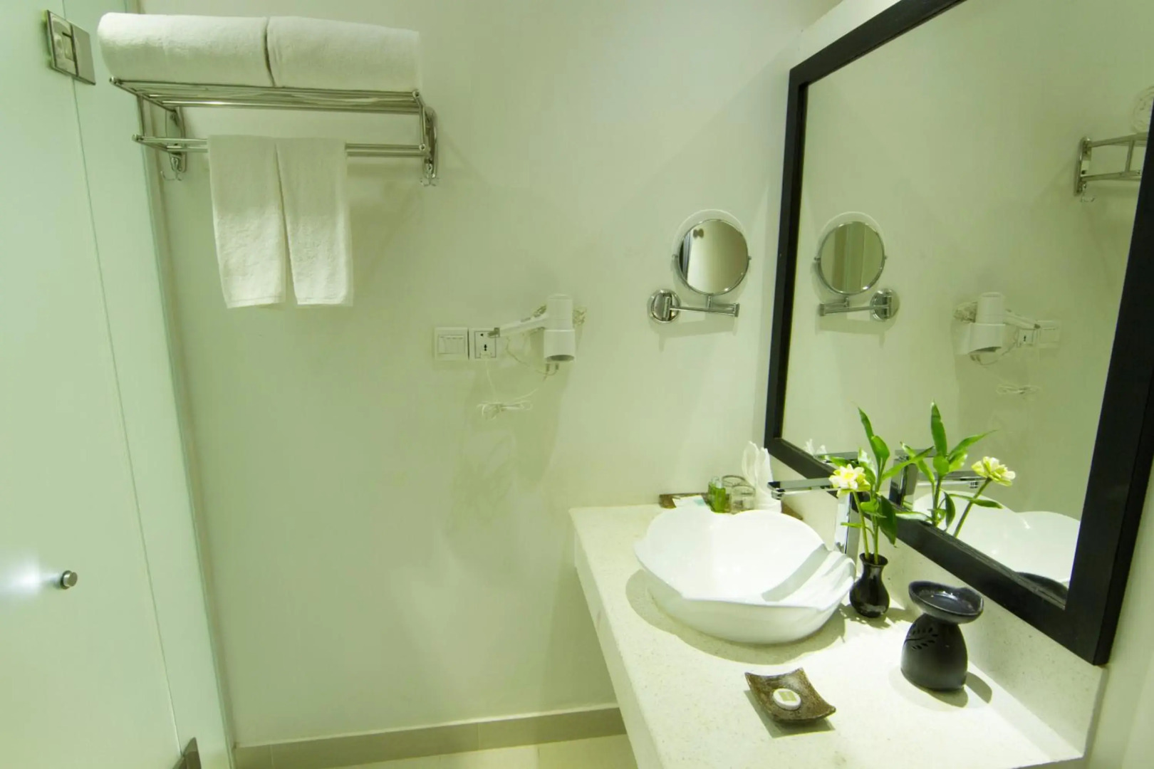 Apsara Centrepole Hotel