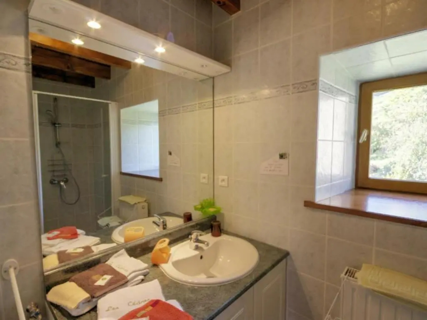 Gîte Burdignes, 4 Pièces, 6 Personnes - Fr-1-496-96